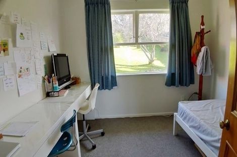 Photo of property in 33 Lingfield Street, Glenfield, Auckland, 0629