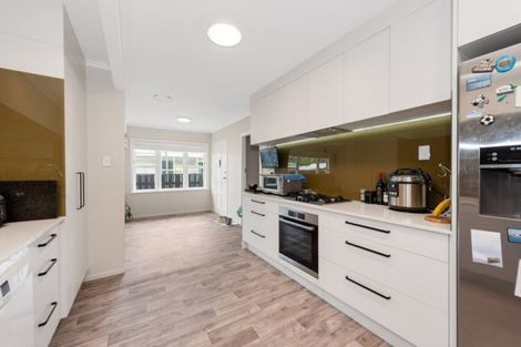 Photo of property in 37 Herbert Road, Queenwood, Hamilton, 3210