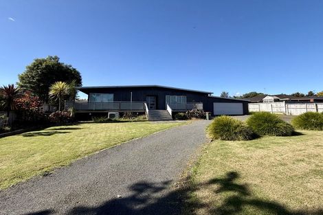 Photo of property in 64 Harrisville Road, Tuakau, 2121