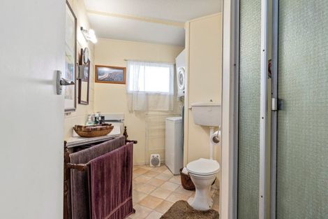 Photo of property in 40 Maunganui Road, Mount Maunganui, 3116
