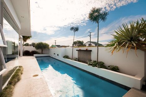 Photo of property in 76 Bay Street, Red Beach, 0932
