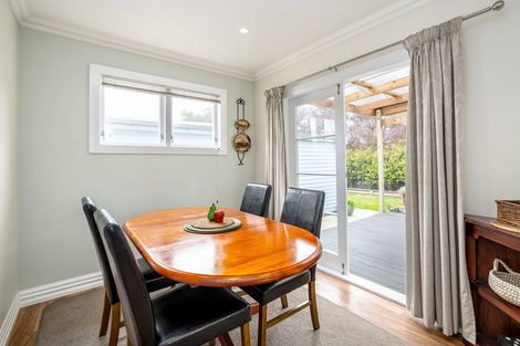 Photo of property in 32a Esther Street, Martinborough, 5711
