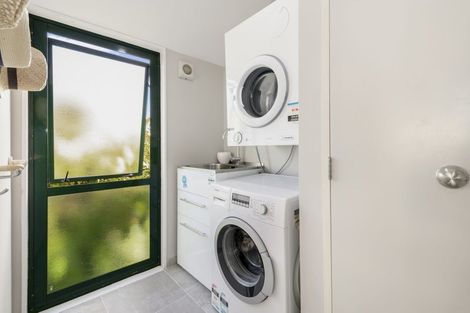 Photo of property in 2/111 Beach Road, Castor Bay, Auckland, 0620