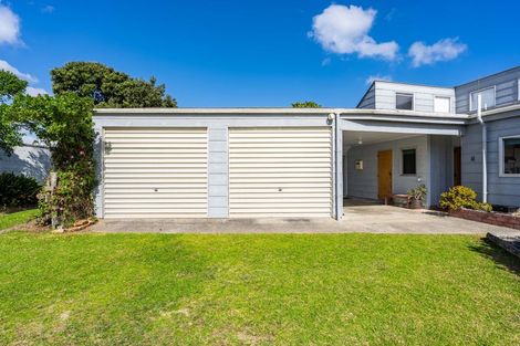 Photo of property in 28 Kelly Street, Baylys Beach, Dargaville, 0377