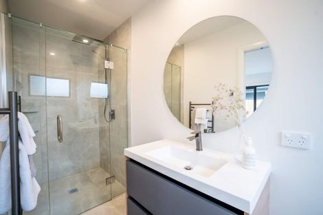Photo of property in 12 Roy Street, Palmerston North, 4410
