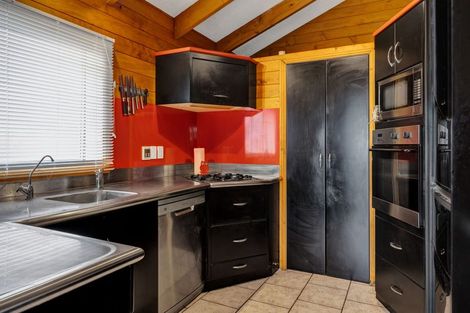 Photo of property in 35 Pembroke Road, Stratford, 4332