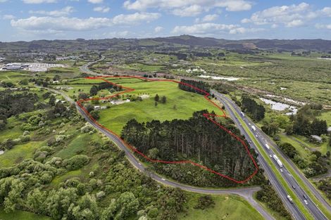 Photo of property in 67 Pioneer Road, Pokeno, 2471