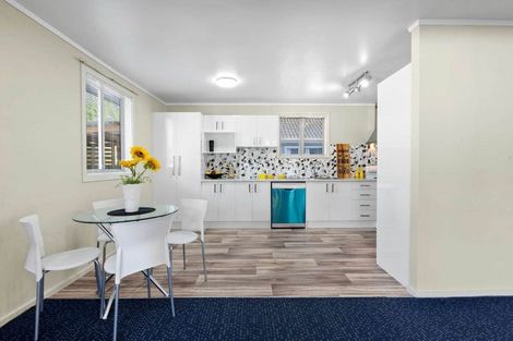 Photo of property in 2/7 Manuia Road, Takanini, 2112