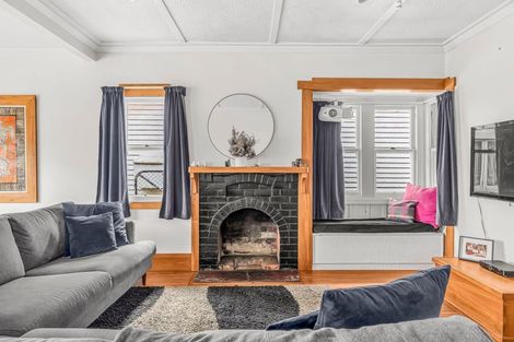 Photo of property in 37 Cobden Street, Gisborne, 4010