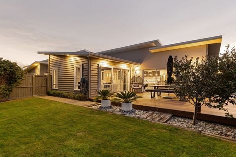 Photo of property in 3 Silicon Way, Fitzherbert, Palmerston North, 4410
