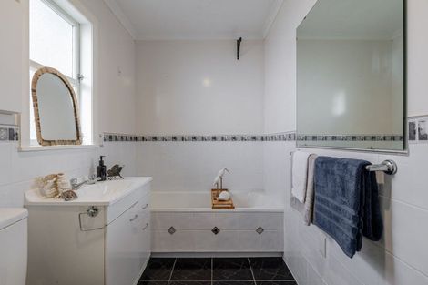 Photo of property in 125 West Street, Feilding, 4702
