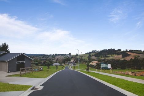Photo of property in 93 Solan Drive, Waimauku, 0812