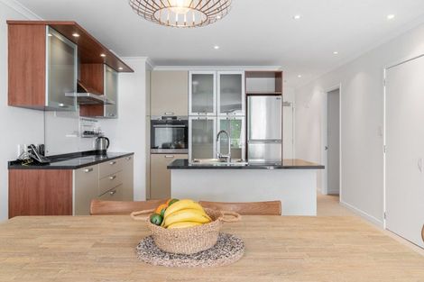Photo of property in 206/136 Marine Parade, Mount Maunganui, 3116