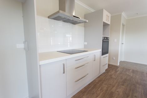 Photo of property in 1 Devon Lane, Carterton, 5713
