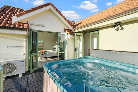 Photo of property in 62 Voyager Drive, Gulf Harbour, Whangaparaoa, 0930