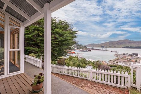 Photo of property in 34 Cressy Terrace, Lyttelton, 8082