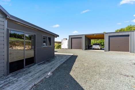 Photo of property in 27 Waterview Crescent, Kaiwaka, 0573