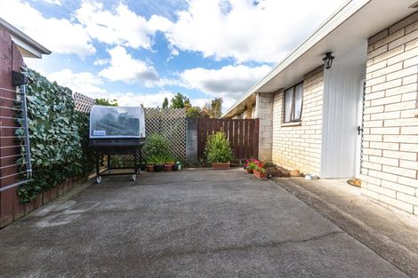 Photo of property in 11unit Albert Street, Paeroa, 3600