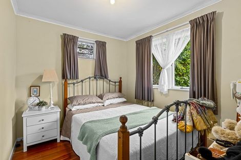 Photo of property in Peninsula Primary School, 61 Wharf Road, Te Atatu Peninsula, Auckland, 0610