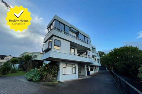 Photo of property in 64 Island Bay Road, Beach Haven, Auckland, 0626