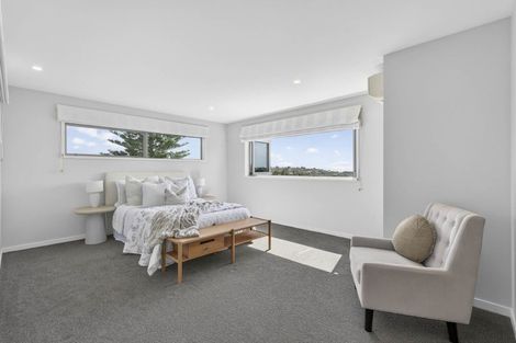 Photo of property in 17 Mayfair Crescent, Mairangi Bay, Auckland, 0630