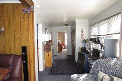 Photo of property in 148 Brougham Street, Westport, 7825