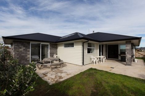 Photo of property in 29 Kohekohe Road, Waikanae, 5036