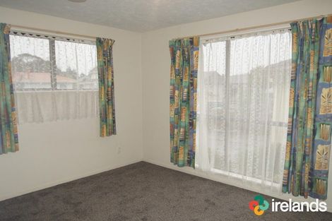 Photo of property in 32 Cowes Street, Avondale, Christchurch, 8061