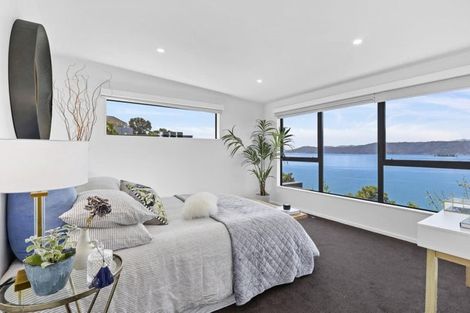 Photo of property in 67 Pretoria Road, Karaka Bays, Wellington, 6022