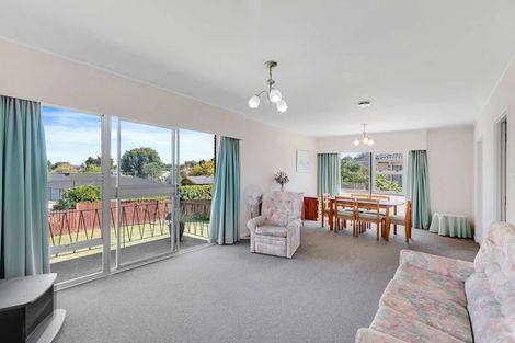Photo of property in 4212a/2 Great North Road, Glendene, Auckland, 0602