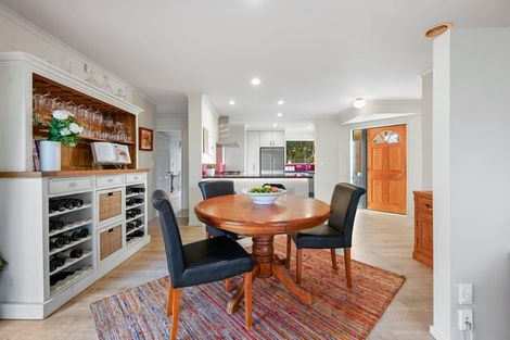 Photo of property in 6 Inveraray Place, Nawton, Hamilton, 3200