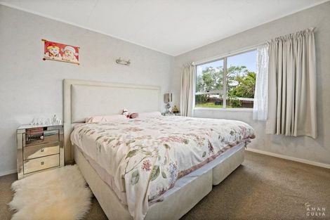 Photo of property in 1b Glenbury Place, Massey, Auckland, 0614
