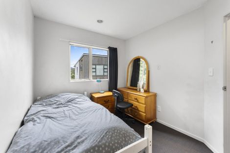Photo of property in 8 Waldie Grove, Avalon, Lower Hutt, 5011