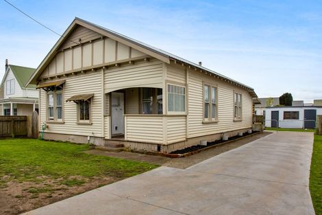 Photo of property in 278 South Road, Hawera, 4610