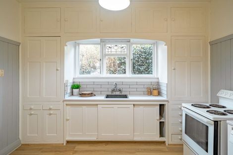 Photo of property in 2/49 Saint James Avenue, Papanui, Christchurch, 8053