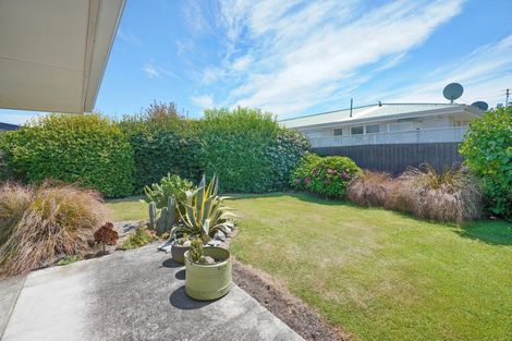 Photo of property in 3 Mcalpine Place, Rangiora, 7400