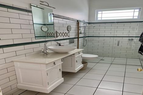 Photo of property in 29 Ewen Alison Avenue, Devonport, Auckland, 0624