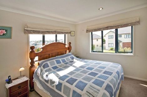 Photo of property in 26 Sonoma Crescent, Oteha, Auckland, 0632