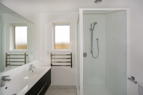 Photo of property in 16 Perla Road, Pukekohe, 2120