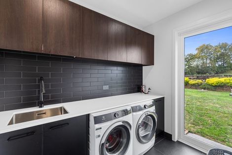 Photo of property in 13 Tari Road, Pukeatua, 3880