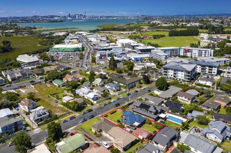 Photo of property in 27 Lomond Street, Takapuna, Auckland, 0622