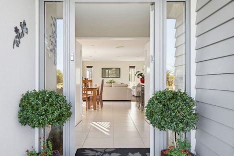 Photo of property in 27 Sovereign Boulevard, Kaiapoi, 7630