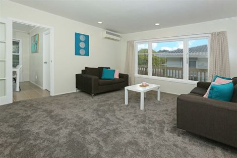 Photo of property in 64b Colwill Road, Massey, Auckland, 0614