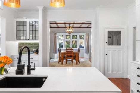 Photo of property in 5 Parkes Avenue, Saint Johns Hill, Whanganui, 4501