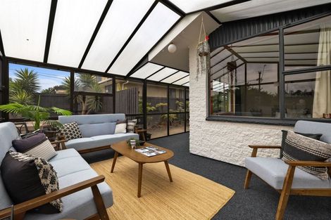 Photo of property in 197 Springs Road, Hornby, Christchurch, 8042