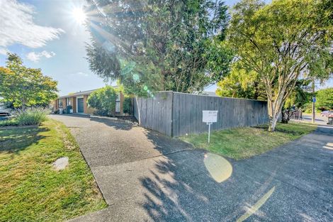 Photo of property in 21f1- Roband Crescent, Brown Owl, Upper Hutt, 5018