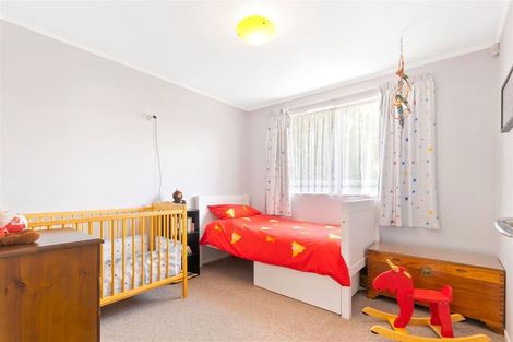 Photo of property in 12 Borich Road, Sunnyvale, Auckland, 0612