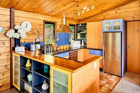 Photo of property in 33 Leeward Drive, Whitby, Porirua, 5024