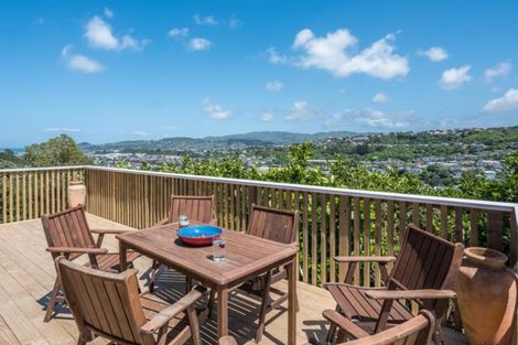 Photo of property in 77u2 Nevay Road, Miramar, Wellington, 6022