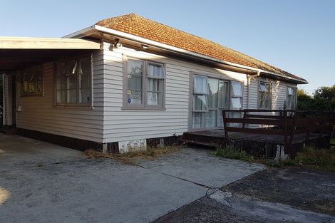 Photo of property in 3170 Great North Road, New Lynn, Auckland, 0600